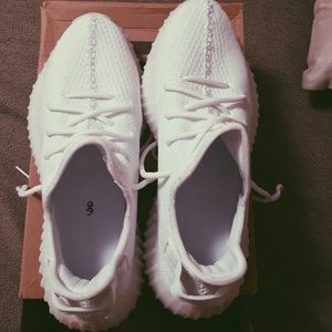 UA Yeezy 350 boost v2 cream